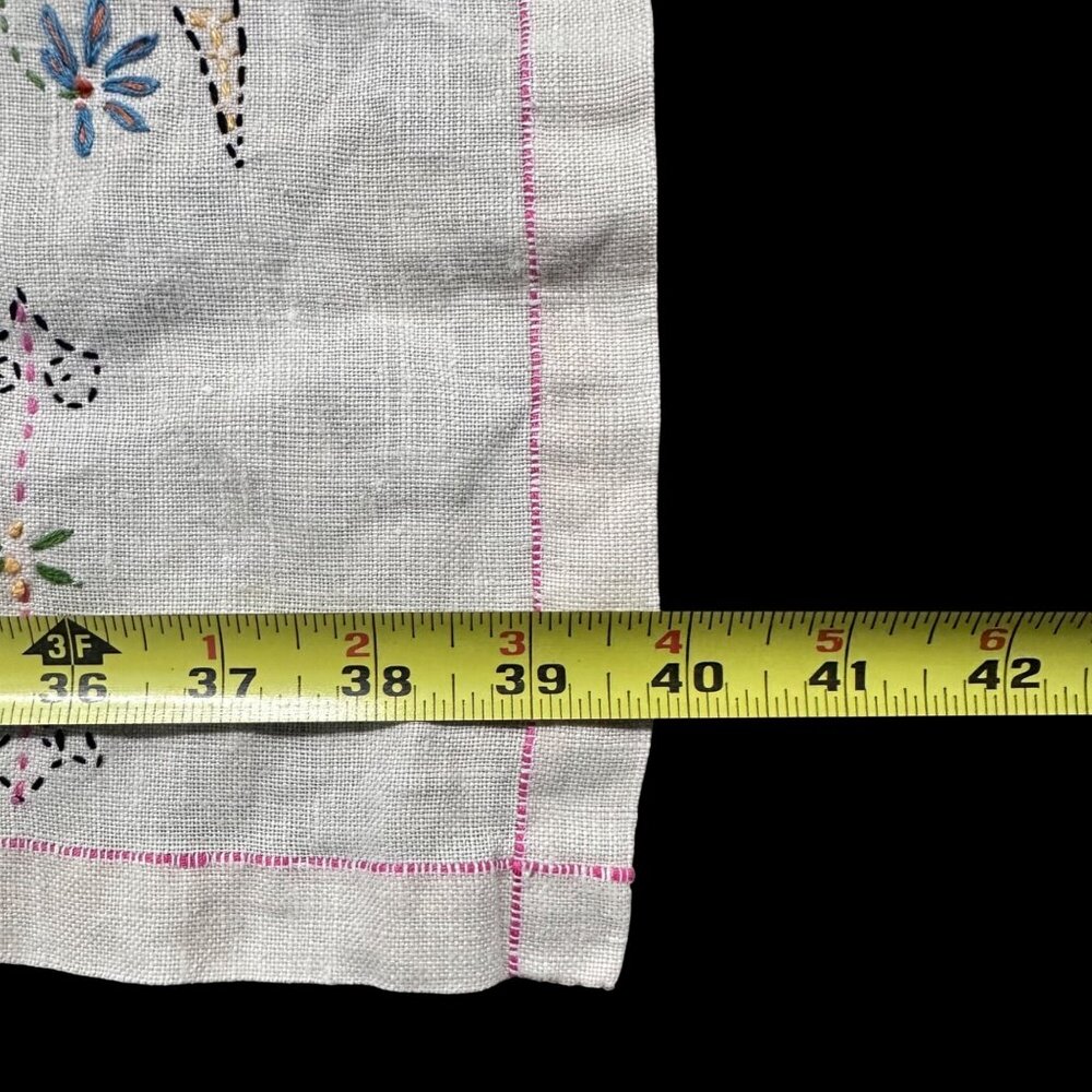Vintage Floral Table Runner Embroidered Flowers Linen Cottage Farmhouse READ - Picture 9 of 10